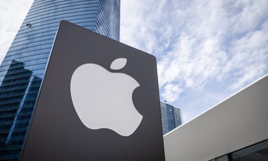 CFPB Fines Apple, Goldman Sachs Over Apple Card ‘Failures’