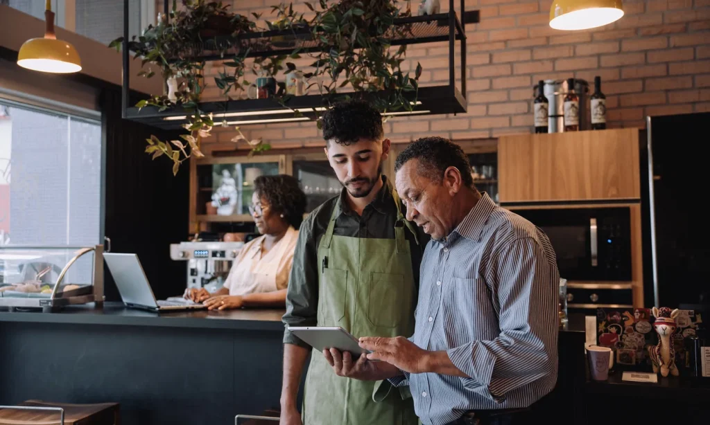 3 Reasons to Involve Your Kids in Small Business Saturday