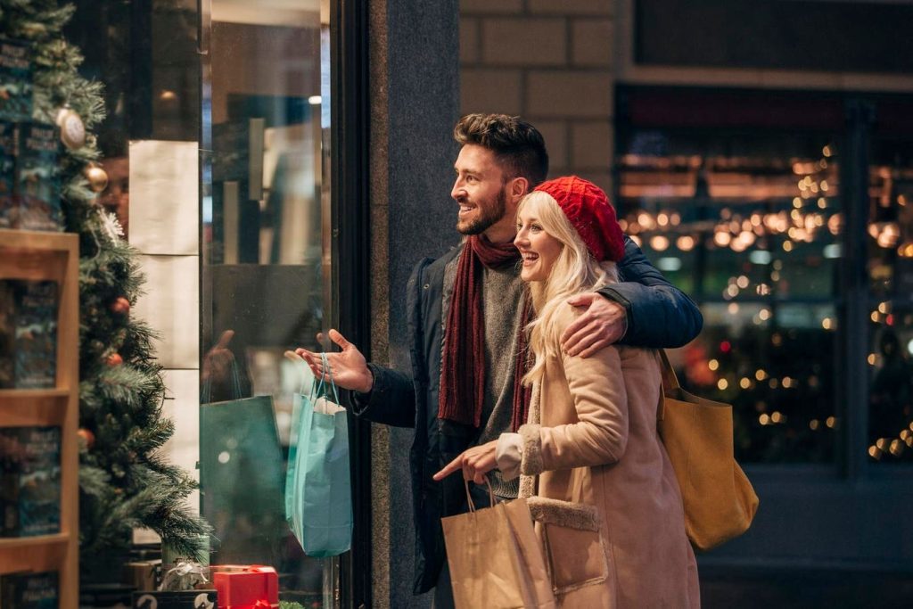 3 Simple Ways To Save Money At The Holidays